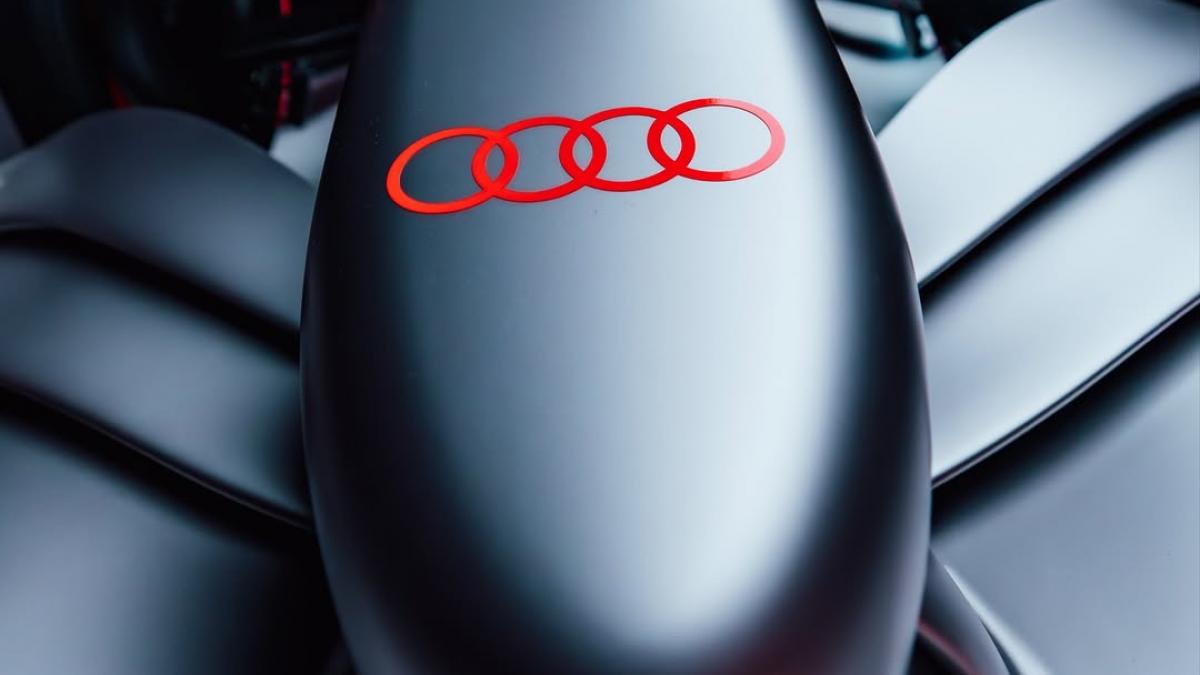 conceptul audi zer o sfera si patru tuburi redefinesc masina electrica printr o geometrie radicala