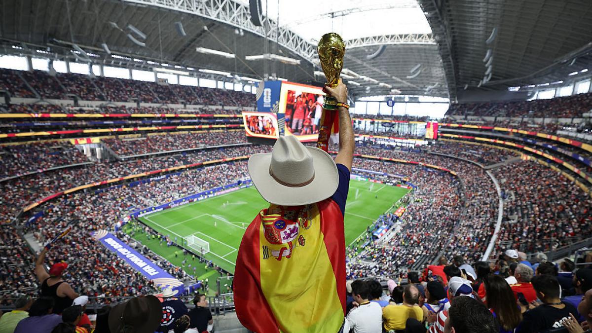 spania favorita si in bani in finala cu argentina cine conduce topul celor mai valorosi jucatori