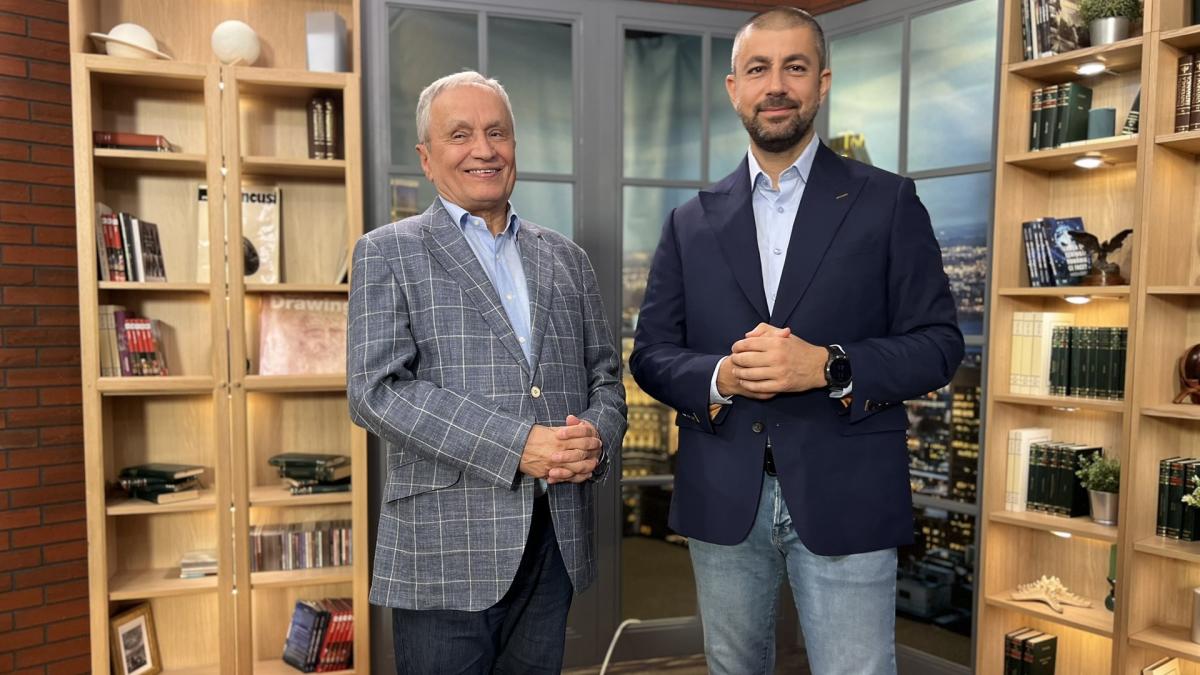 income summer democratia intre promisiunea stabilitatii si riscul de a pierde libertatea