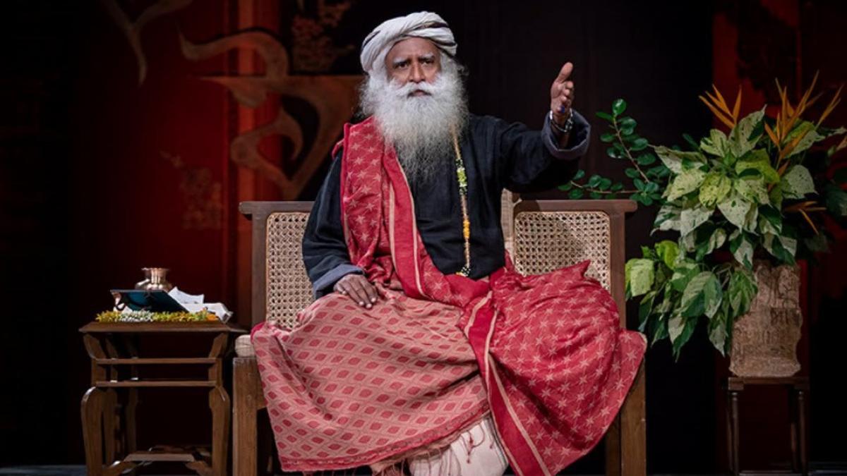 sadhguru unul dintre cei mai cunoscuti yoghini ai lumii va urca pe scena festivalului untold