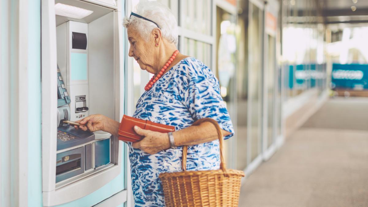 varsta de pensionare a femeilor cu doi sau mai multi copii cu cat se reduce varsta standard pentru mame