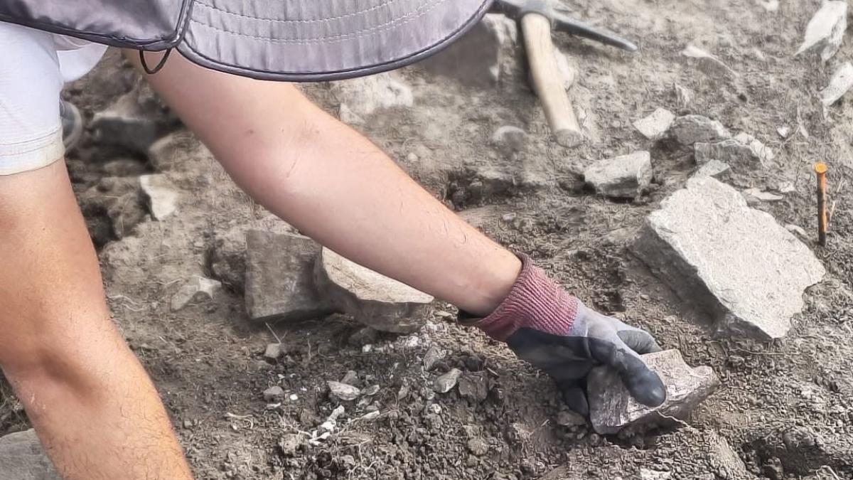 arheologii romani au descoperit ruinele unei misterioase bazilici cu cripta la histria noi vestigii in inima cetatii antice