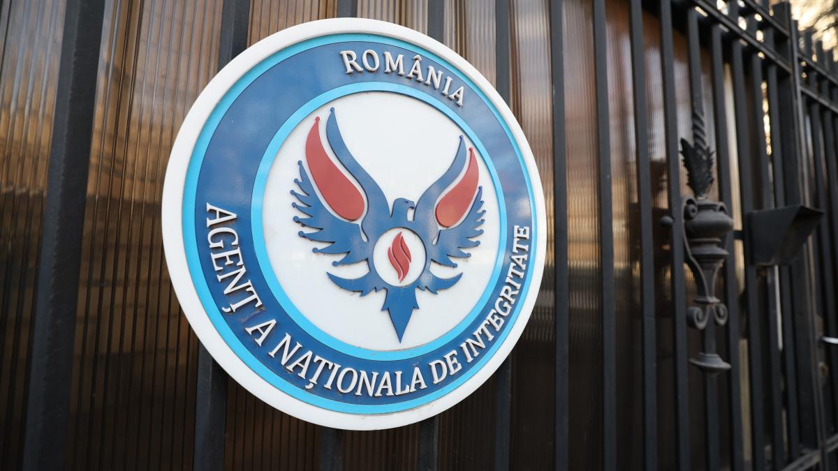 bolojan despre legea ani guvernul va sustine publicarea obligatorie a declaratiilor de avere pe site ul institutiilor