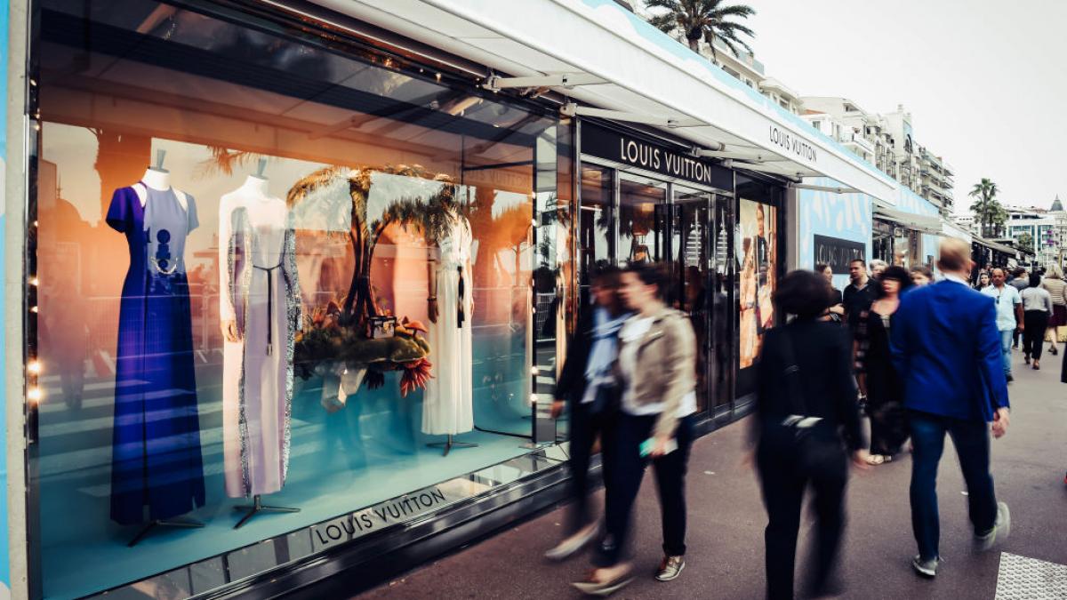 magazinul Louis Vuitton de pe Boulevard de la Croisette de la Cannes