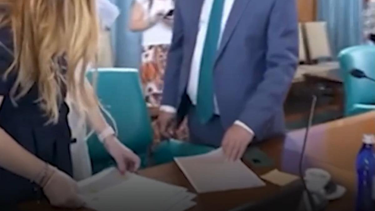 negocieri decisive la cotroceni cand am putea avea un guvern cu puteri depline