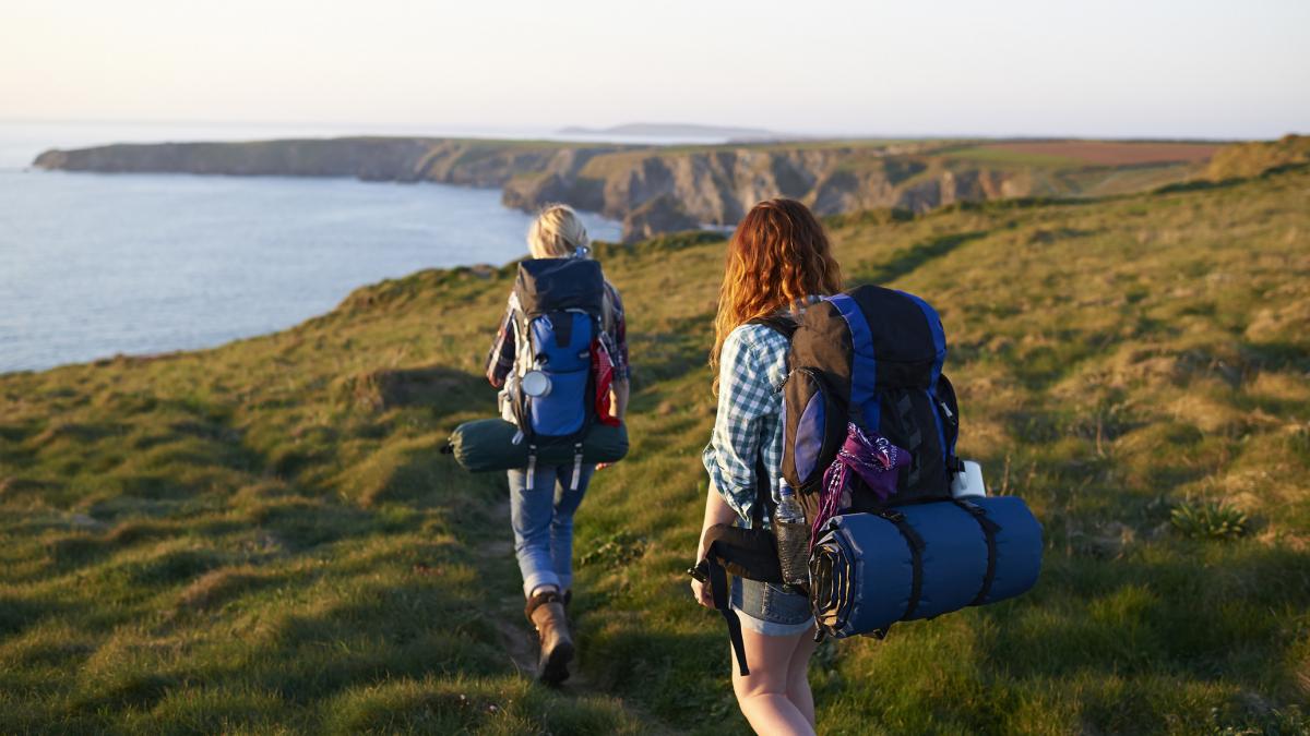 aventura europeana suprema wolf trail are 3 500 de kilometri si trece prin 6 tari pentru tot traseul e nevoie de cel putin 4 luni
