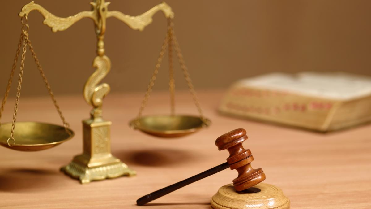 inalta curte avertizeaza parlamentul pe tema legii salarizarii ameninta ca o va contesta la ccr