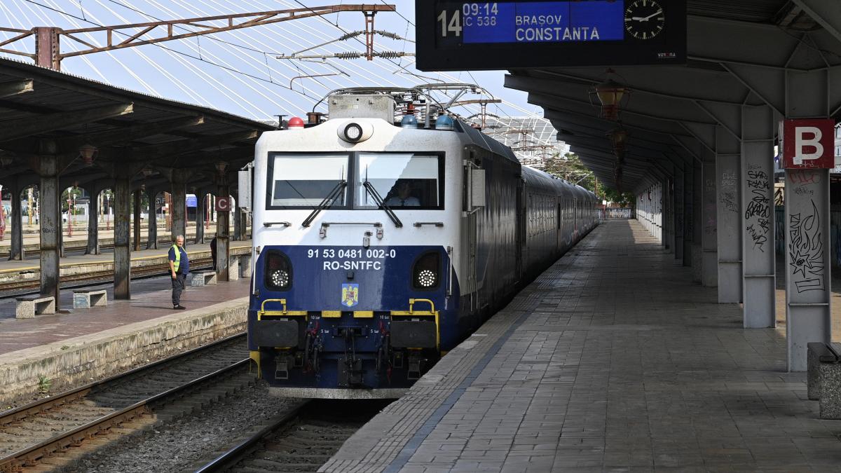 tren in gara de nord