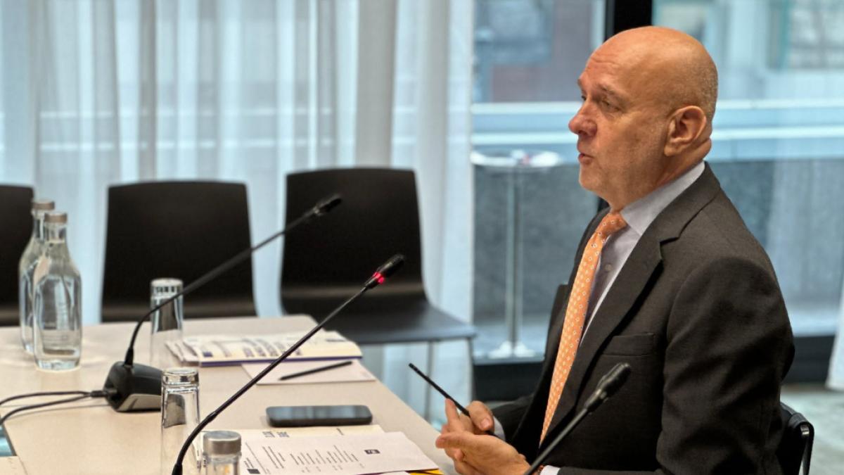 liderul bns acuza guvernul ca incearca sa dezbine sindicatele le promit unora ca le vor da mai mult si la cotroceni au incercat