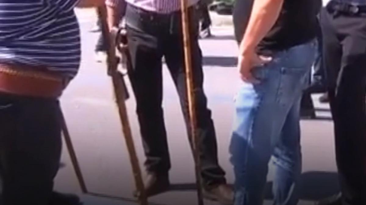 revolta se extinde 5 000 de ciobani au venit si protesteaza in bucuresti