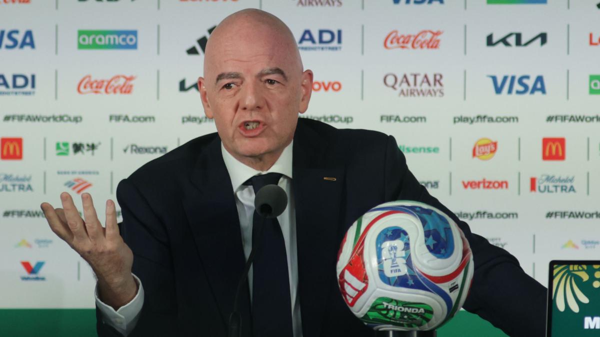 fifa sfideaza boicotul uefa si continua planul de a vinde o parte din companie investitorilor privati nimeni nu vinde fotbalul