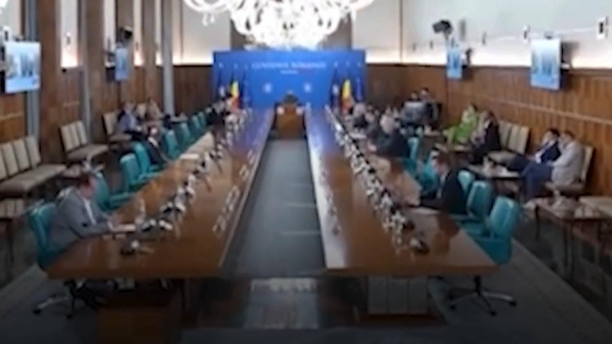 surse romania evita la limita categoria junk fitch ar fi decis mentinerea ratingului de tara