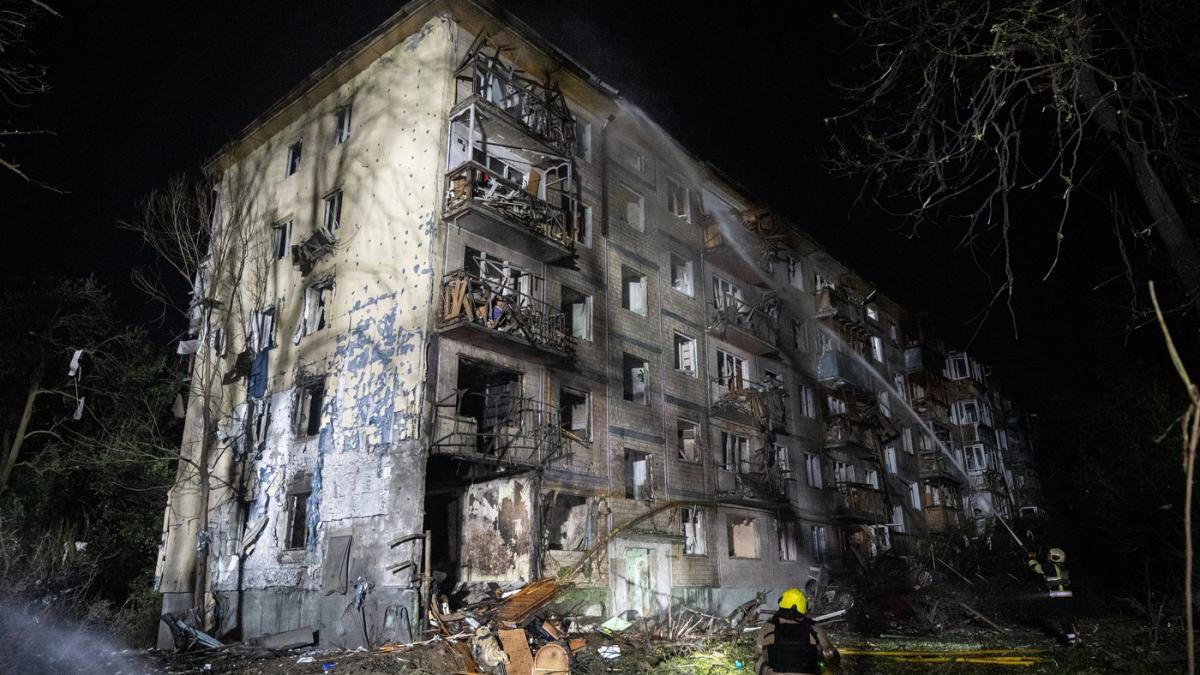 al doilea atac masiv asupra kievului in 48 de ore rusii au folosit 35 de rachete romania condamna loviturile nesabuite