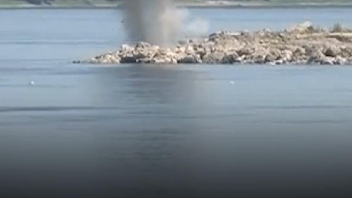 armata intervine de urgenta pe dunare o stanca uriasa va fi detonata iar bratul bala va fi blocat pentru a devia apa spre cernavoda