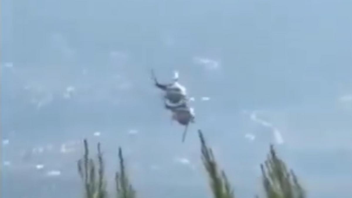 doua elicoptere s au ciocnit in aer in timp ce incercau sa stinga incendiul de langa atena a fost declansata o operatiune de salvare