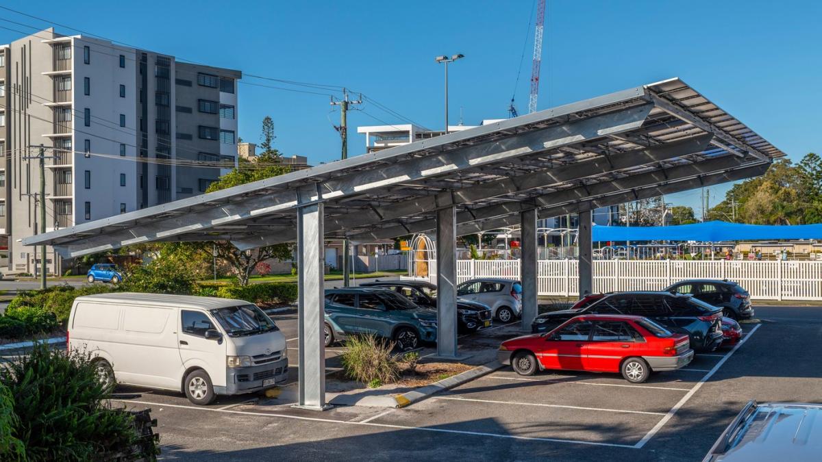 europa vrea sa transforme parcarile in mini ferme solare facturile la electricitate ar putea scadea cu pana la 32 000 de euro pe an