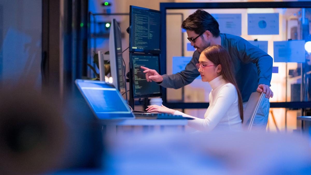 ai nu reduce locurile de munca ci schimba competentele cerute 71 dintre companiile europene vor crea roluri noi
