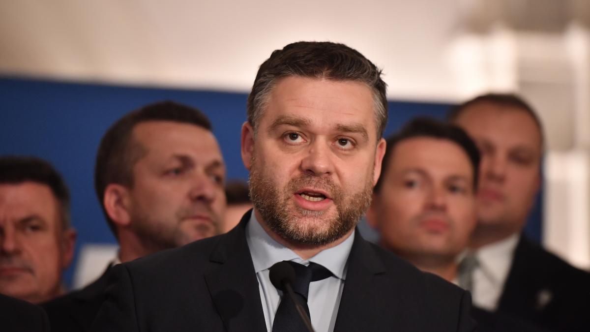 ciucu spune ca au fost noi discutii pentru un guvern tehnocrat presedintele ar fi testat variante cealalta varianta aflata pe masa