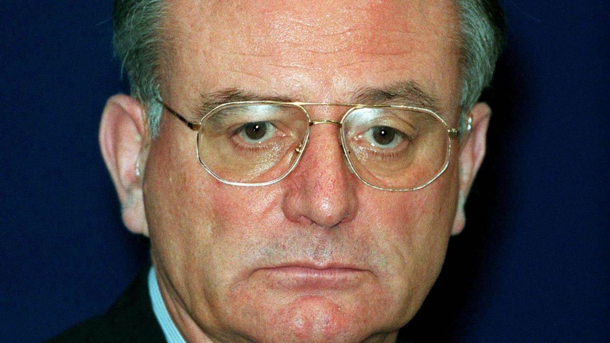 a murit klaus hansch fost presedinte al parlamentului european