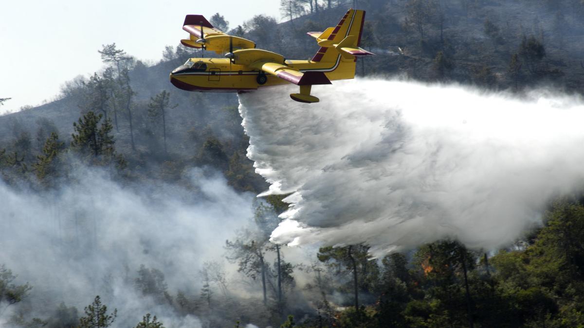 avion incendiu getty