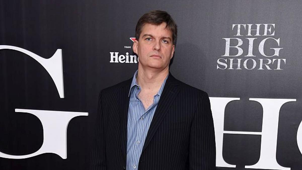 michael burry care a prezis criza globala din 2008 pariaza pe scaderea burselor suntem aproape de o cadere ca in 1987