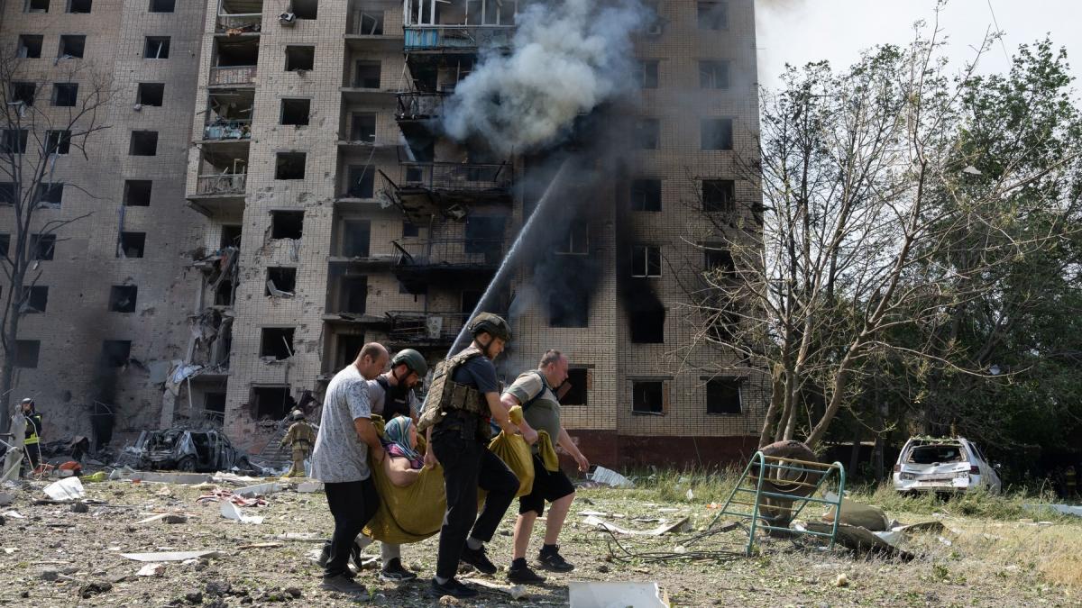 ucraina a inceput evacuarea civililor din kramatorsk reduta ucraineana din donetk rusii sunt la 20 km de oras