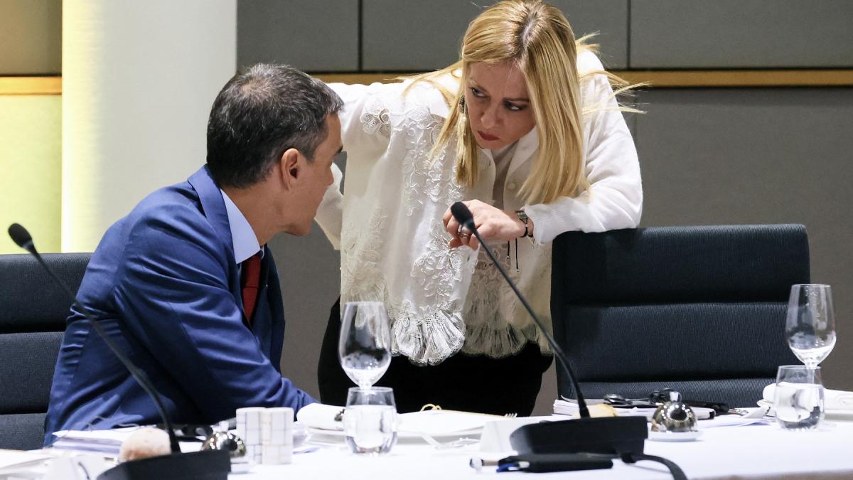 se ascute conflictul italia spania pe tema migrantilor din ceuta meloni i a transmis lui sanchez ca nu primeste ordine de la madrid