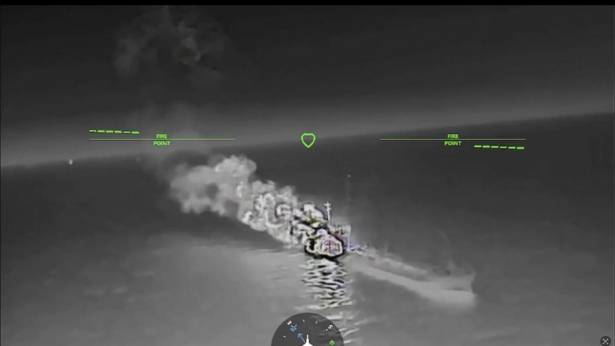 ucraina anunta ca a lovit 12 nave din flota fantoma rusa in marea neagra si marea azov