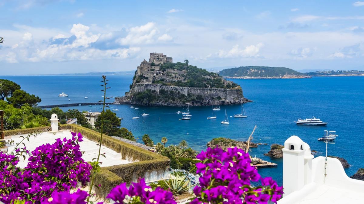 insula ischia italia