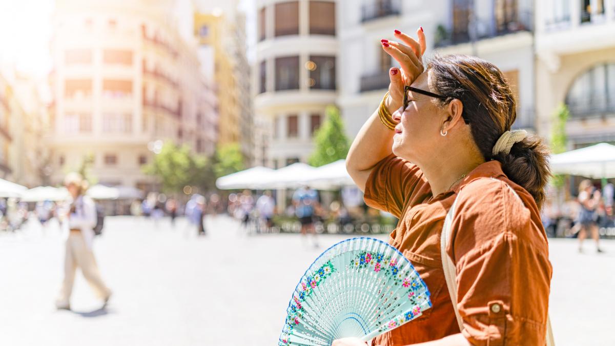alerta de temperaturi extreme in romania se anunta cod galben si portocaliu de canicula cele mai afectate judete harta