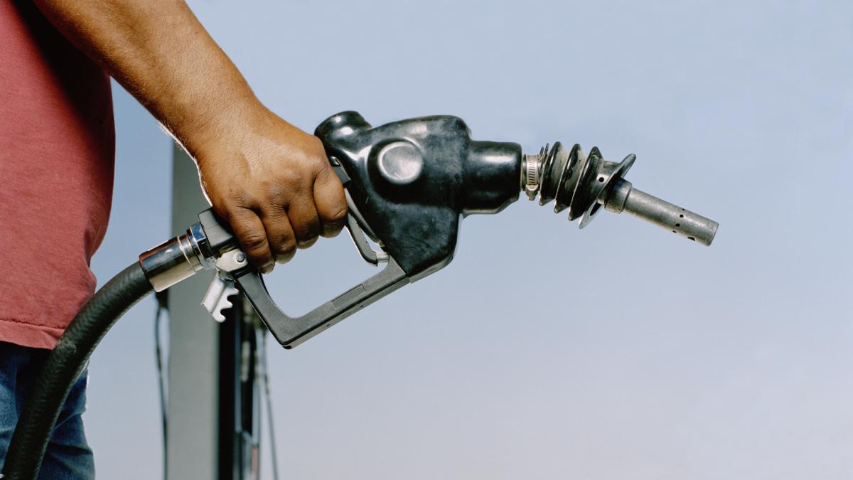 bucuresti are unul dintre cele mai mici preturi la benzina din tara cat costa carburantii miercuri 12 august