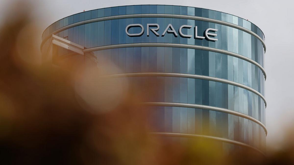 oracle pregateste un nou val de concedieri masive gigantul it are mii de angajati in romania