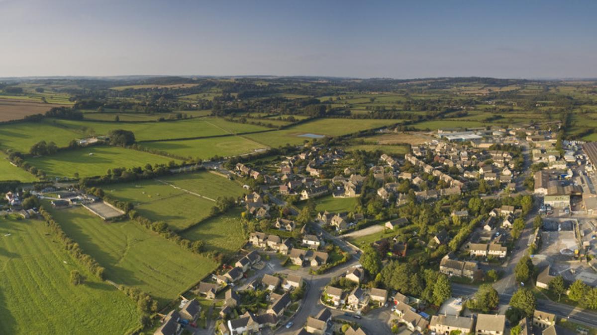 case mediu rural