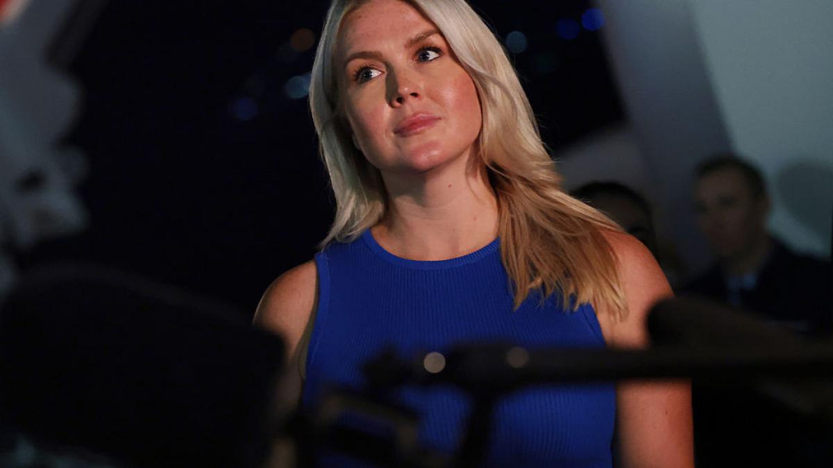 trump anunta demisia purtatoarei de cuvant a casei albe karoline leavitt va deveni unul dintre principalii mei consilieri externi