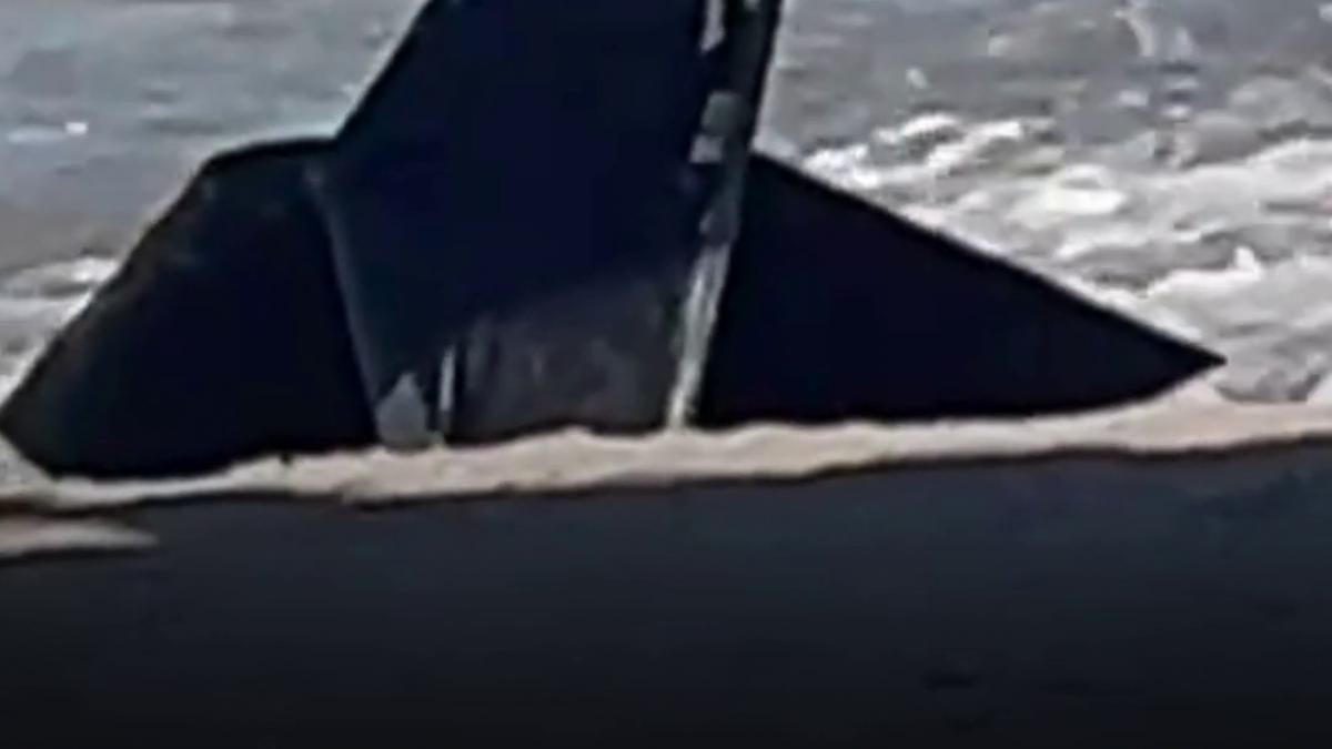 resturile unei drone militare au aparut vineri pe plaja din saturn