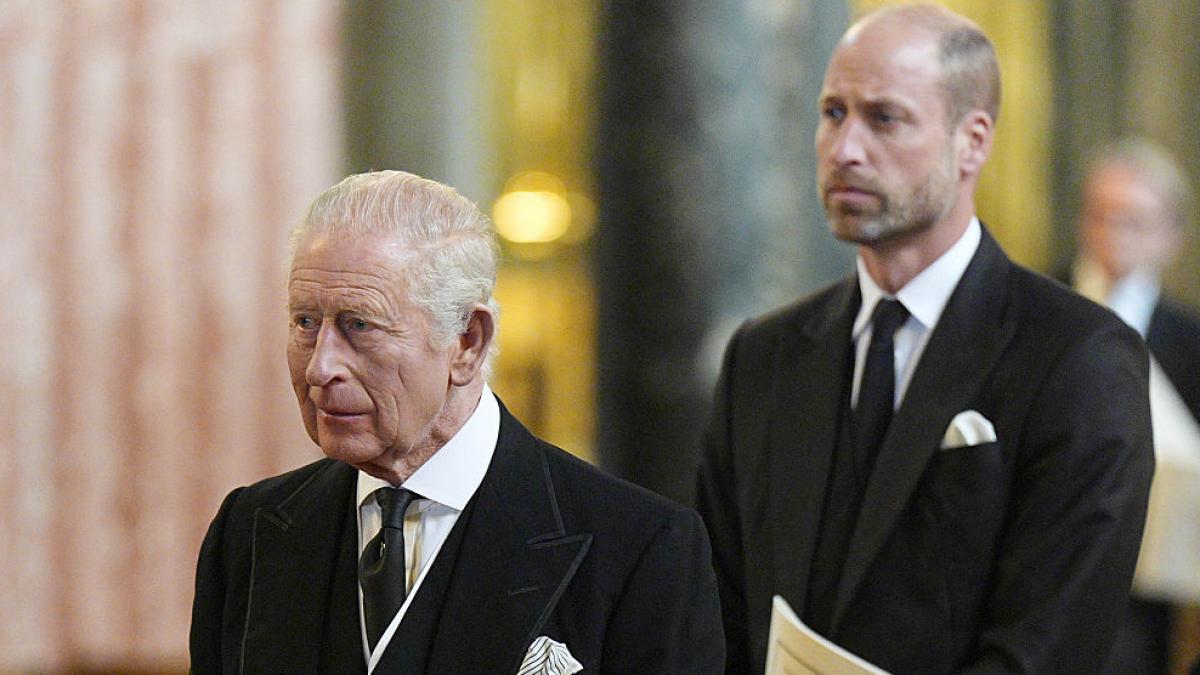 regele charles și printul william