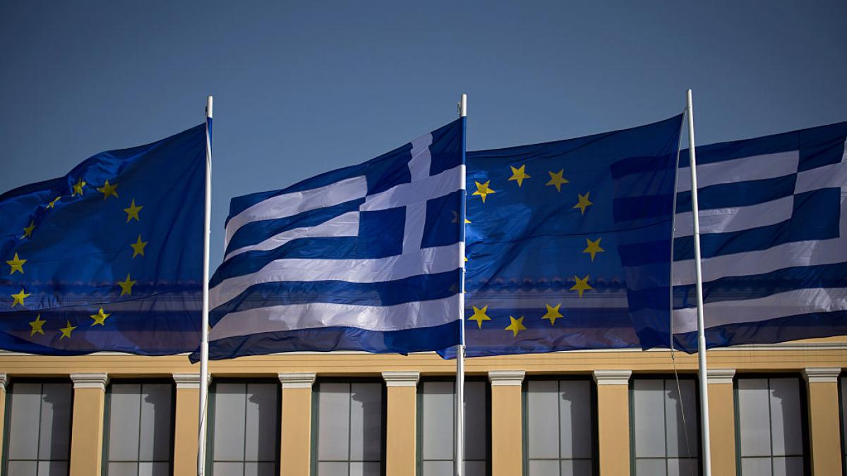 grecia va plati anticipat 13 miliarde de euro din datoria publica pentru ca vrea sa depaseasca italia