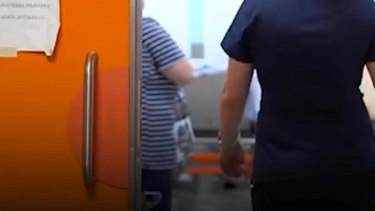 invazie de plosnite la spitalul bagdasar arseni o sectie a fost inchisa pacientii sunt transferati catre alte spitale