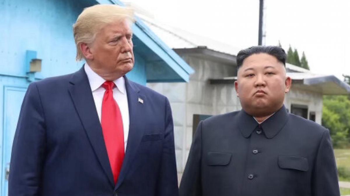 trump anunta ca sua isi va reduce exercitiile militare in coreea de sud cu putin timp inainte a publicat o fotografie cu kim jong un