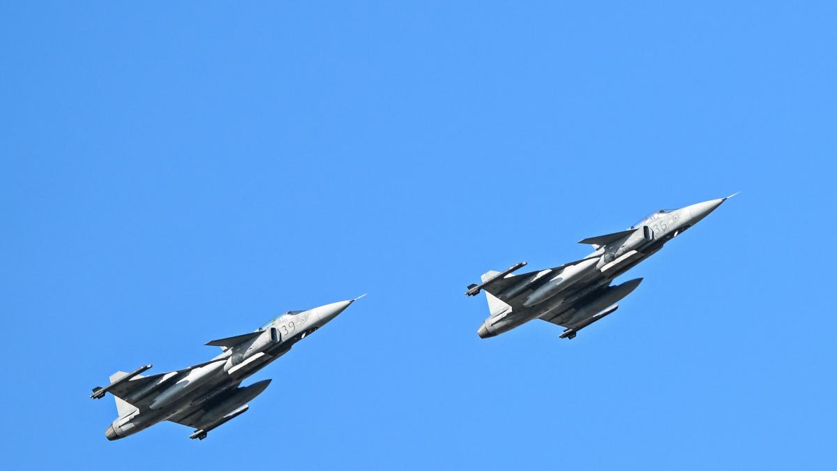 cum a provocat un avion chinez un incident de securitate nato la granita dintre romania si ungaria pilotii sa fie mai vigilenti