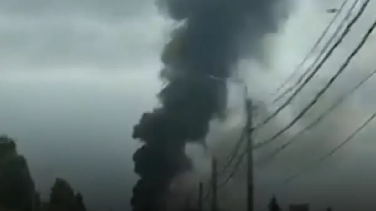 incendiu langa rafinaria lukoil din ploiesti alerta de proportii