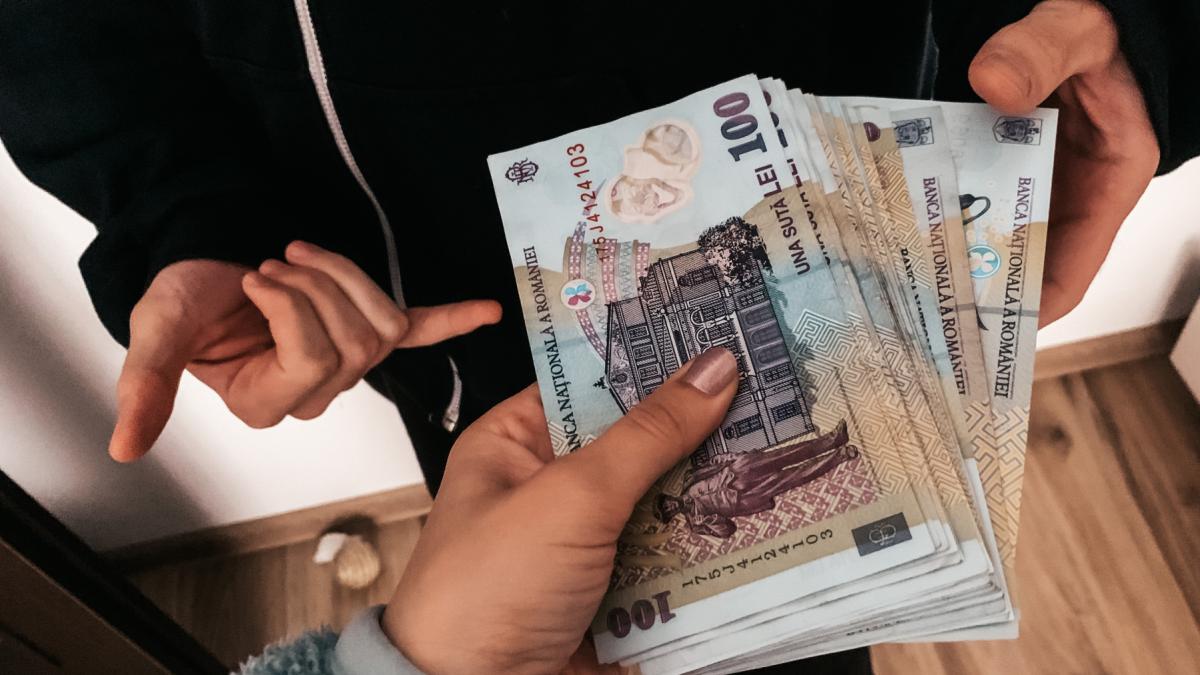 obligatie pentru o categorie de pensionari pana pe 30 septembrie trebuie sa trimita un certificat altfel plata pensiei se suspenda