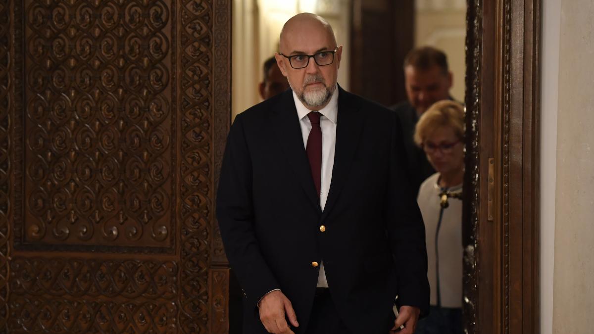 kelemen hunor anunta un posibil final al crizei politice in septembrie o noua incercare ar putea avea succes