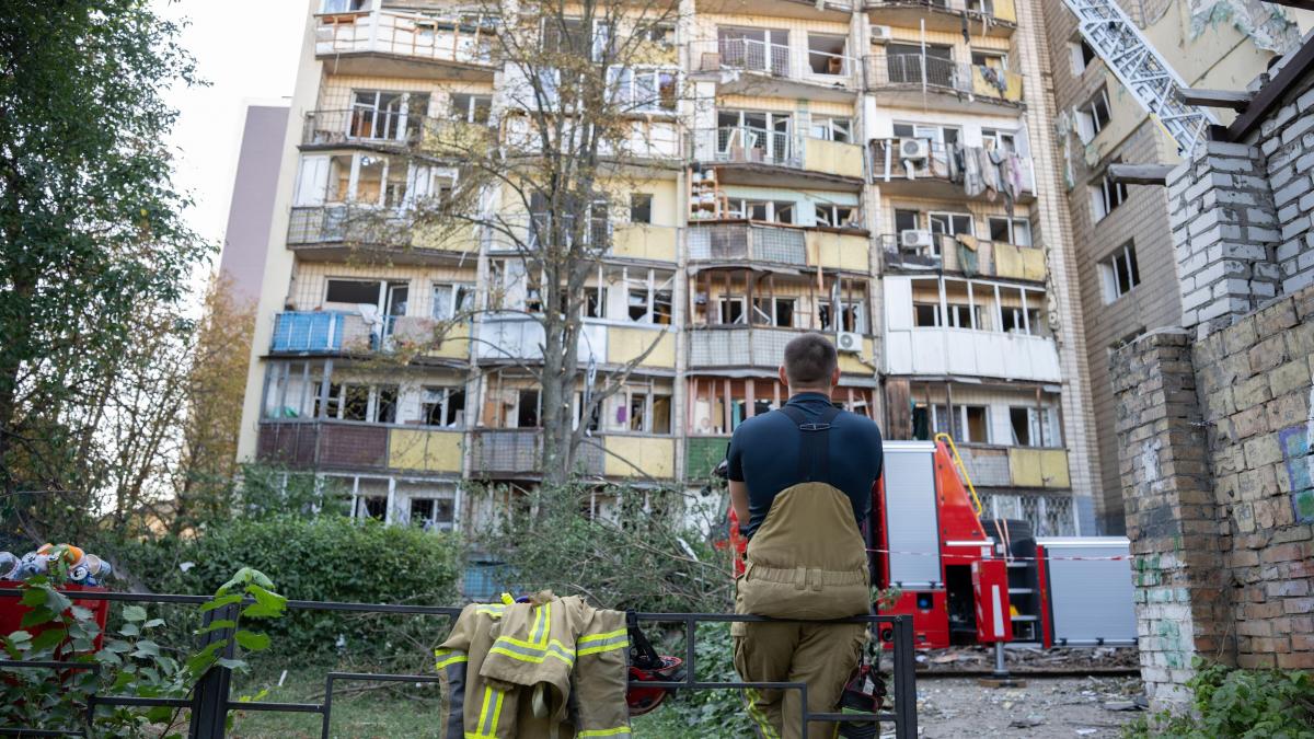 noi explozii la kiev unde rusii au atacat din nou cu rachete balistice si drone cate rachete au reusit ucrainenii sa doboare