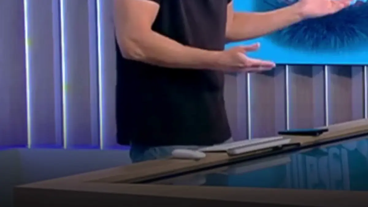 mircea badea intervine in razboiul merdenelelor putem crea o isterie nationala pentru absolut nimic da
