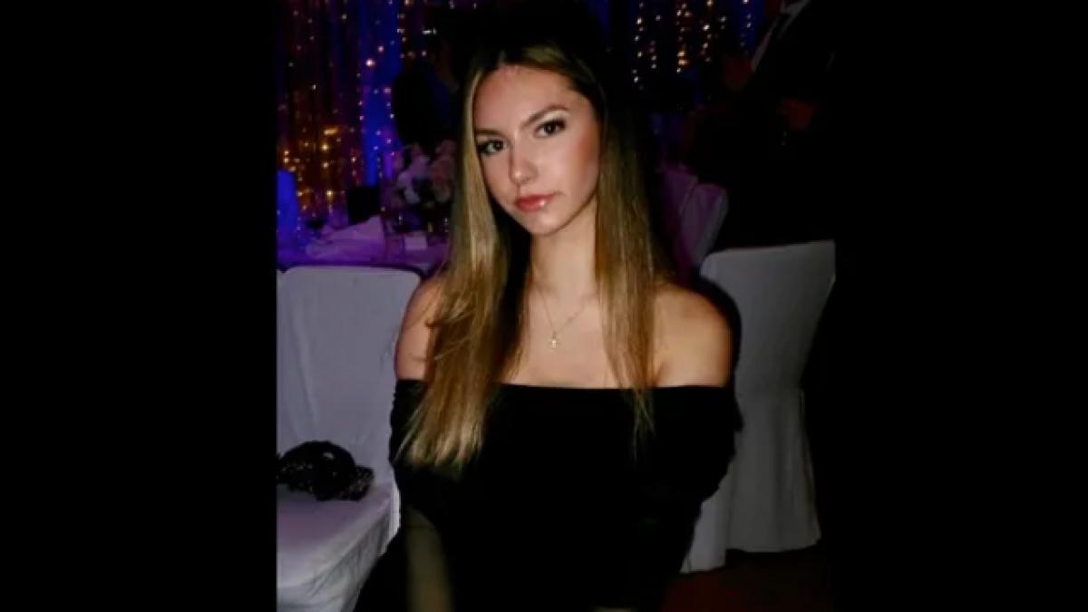  Isabelle Sava 