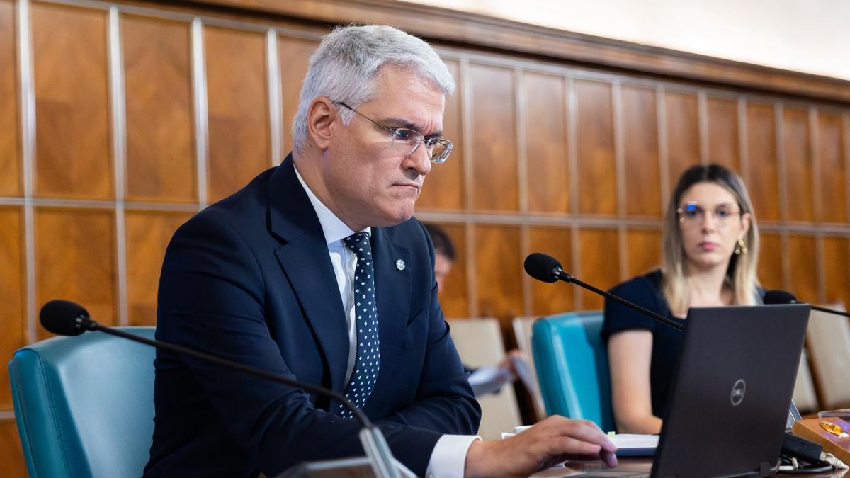 dragos pislaru anunta ca azi vom afla daca legea salarizarii va fi adoptata la timp in lipsa unui acord romania va rata acest jalon