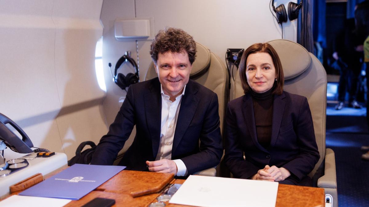 maia sandu i a invitat pe nicusor dan si volodimir zelenski la manifestarile dedicate implinirii a 35 de ani de independenta a moldovei