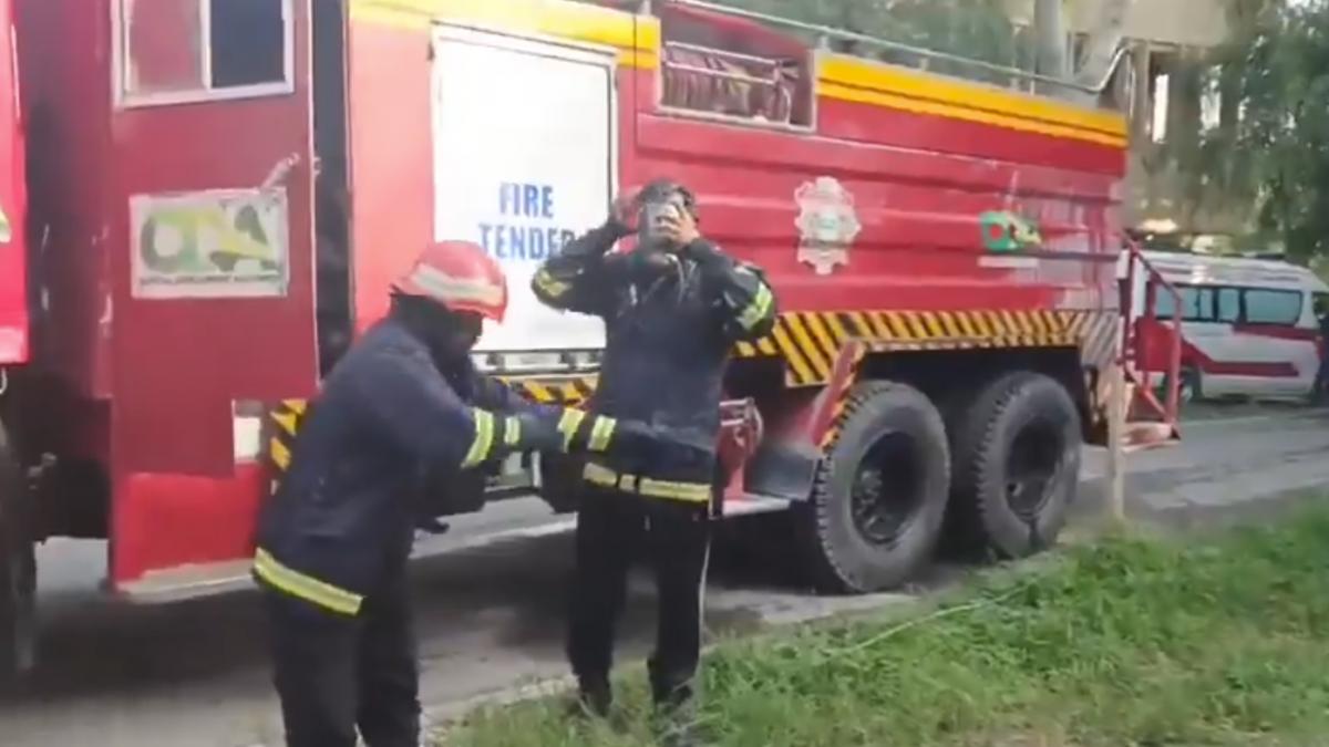 cel putin 13 bebelusi au murit intr un incendiu intr un spital din pakistan