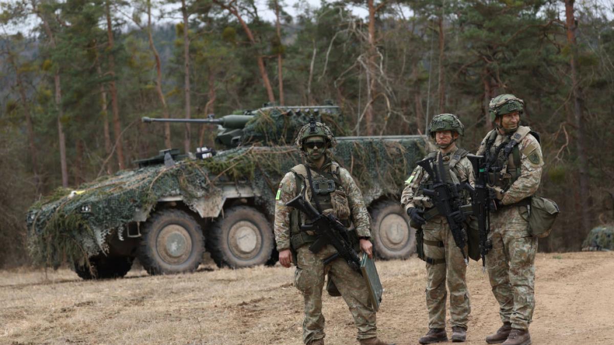 pana la 101 militari slovaci vin pe flancul estic al nato romania printre principalele destinatii